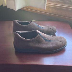 Ecco 37 slip on leather shoes